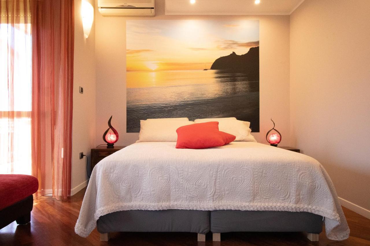 La Casa Di Adele Cagliari B&B Dış mekan fotoğraf